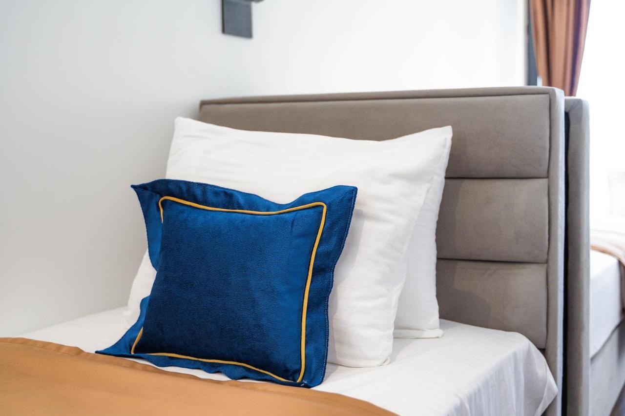 Hotel Lajka Luxury Улцинь Экстерьер фото