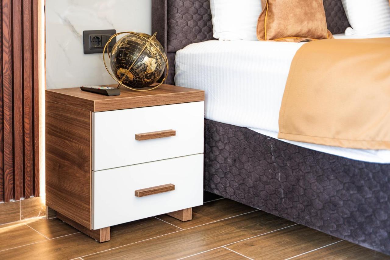 Hotel Lajka Luxury Улцинь Экстерьер фото