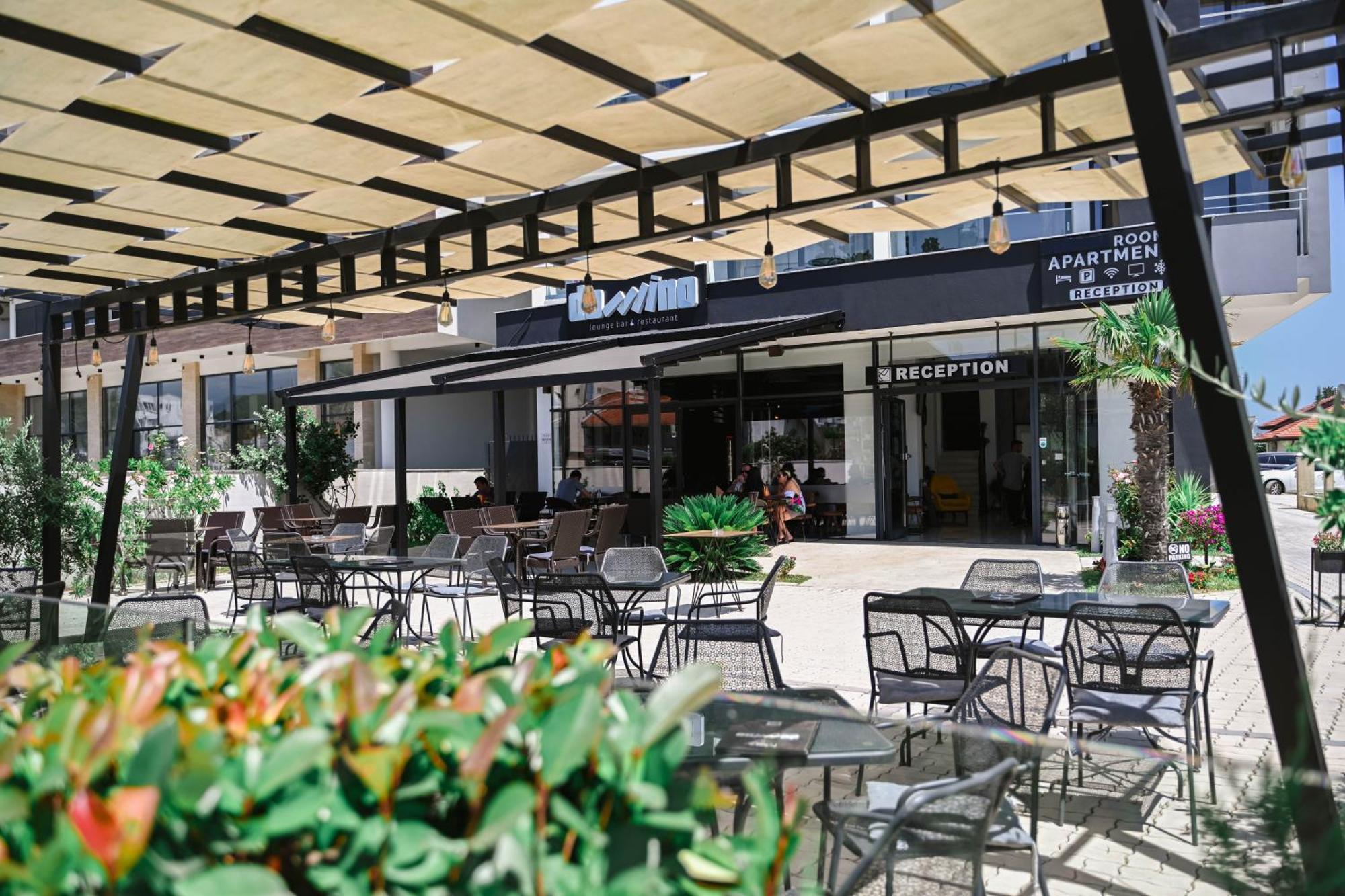 Hotel Lajka Luxury Улцинь Экстерьер фото