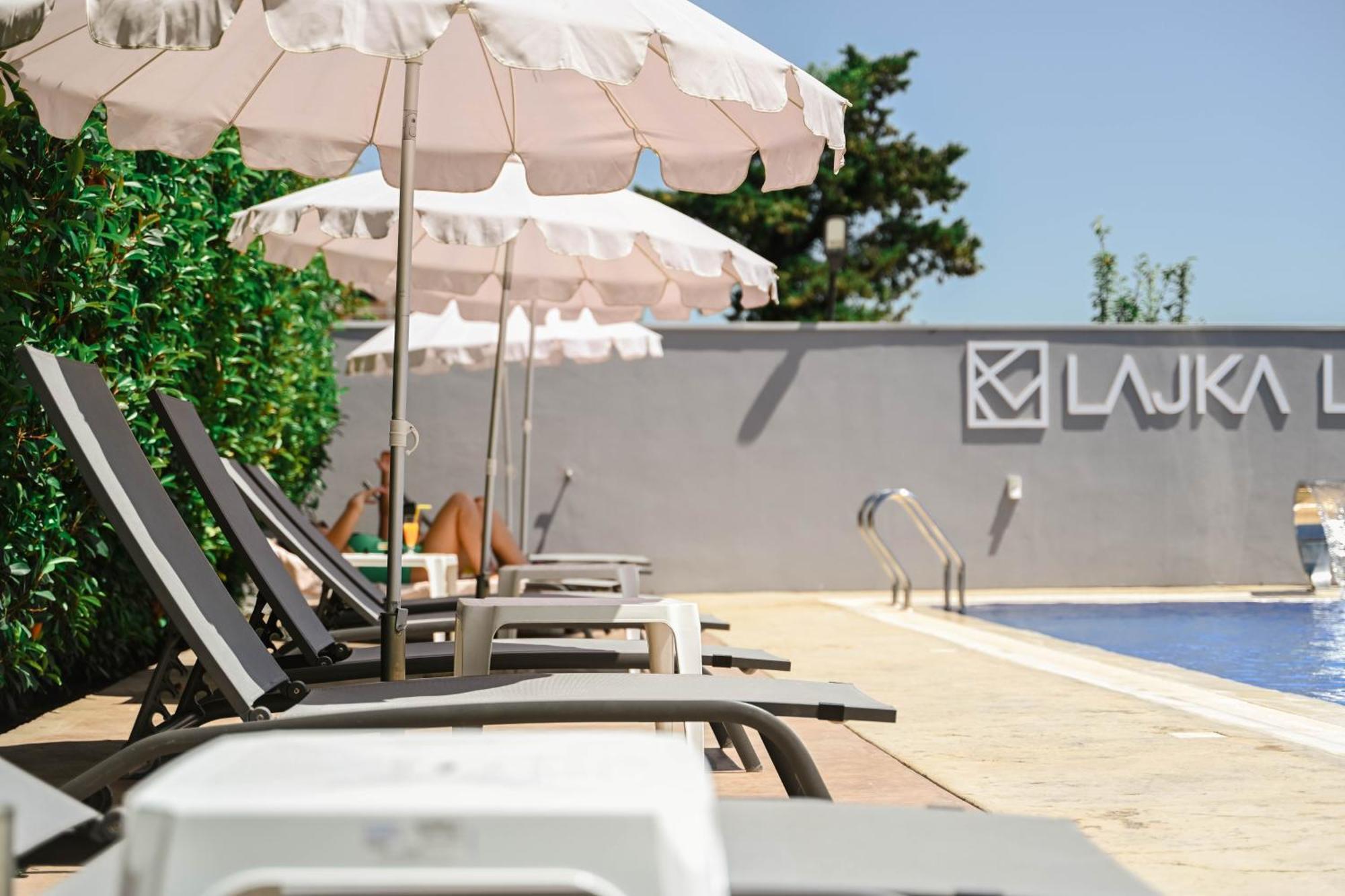 Hotel Lajka Luxury Улцинь Экстерьер фото