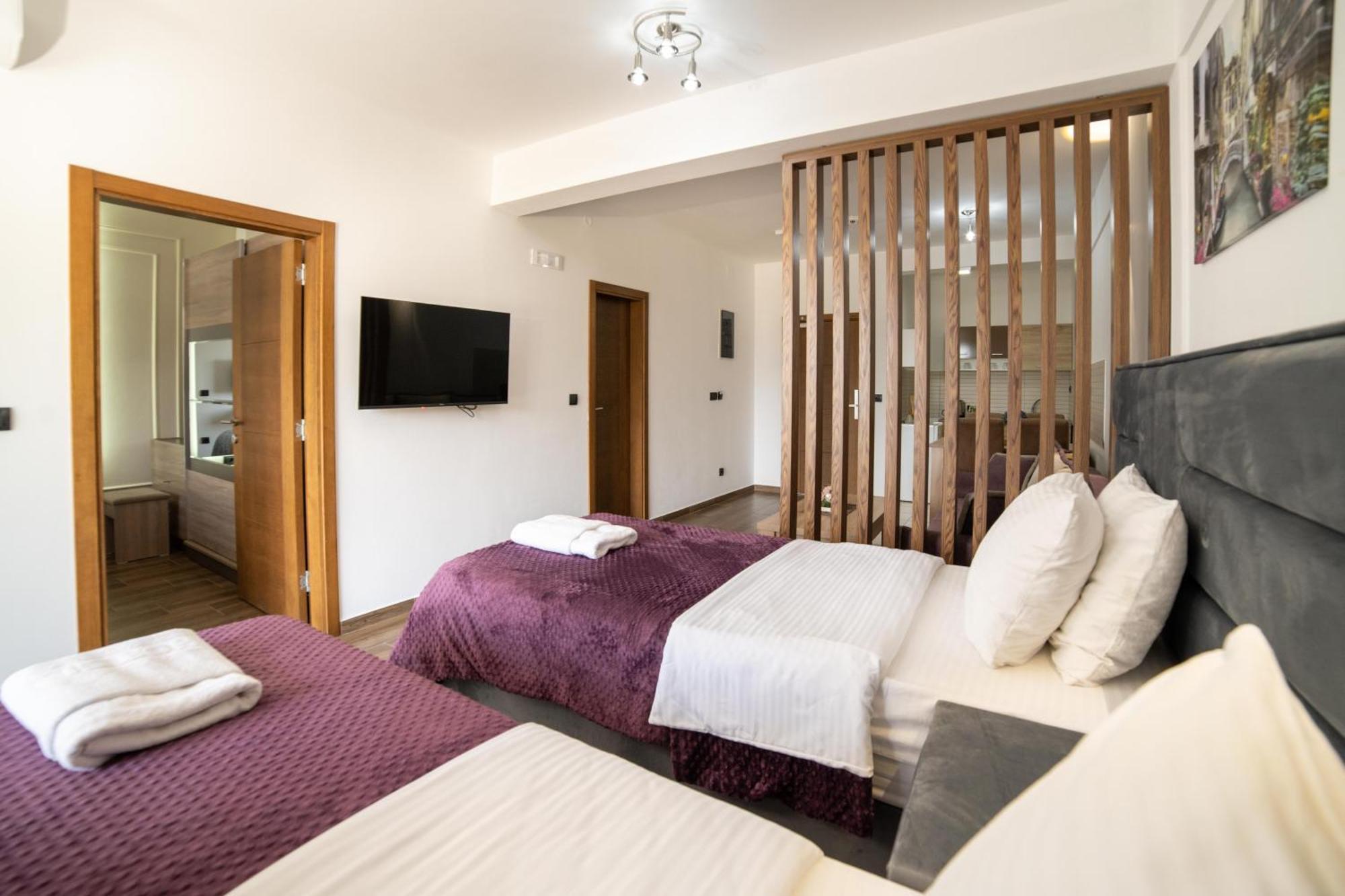 Hotel Lajka Luxury Улцинь Экстерьер фото