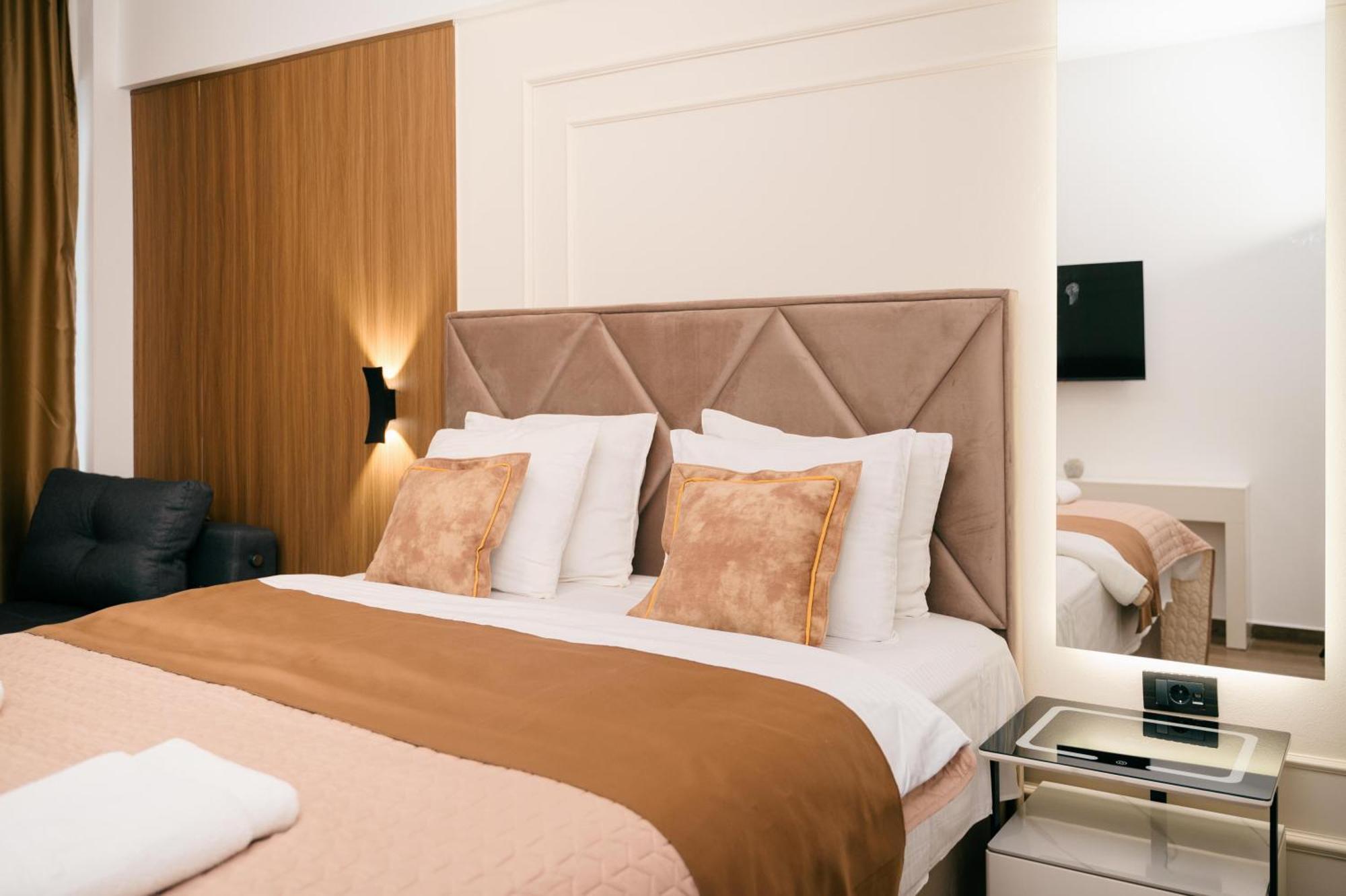 Hotel Lajka Luxury Улцинь Экстерьер фото