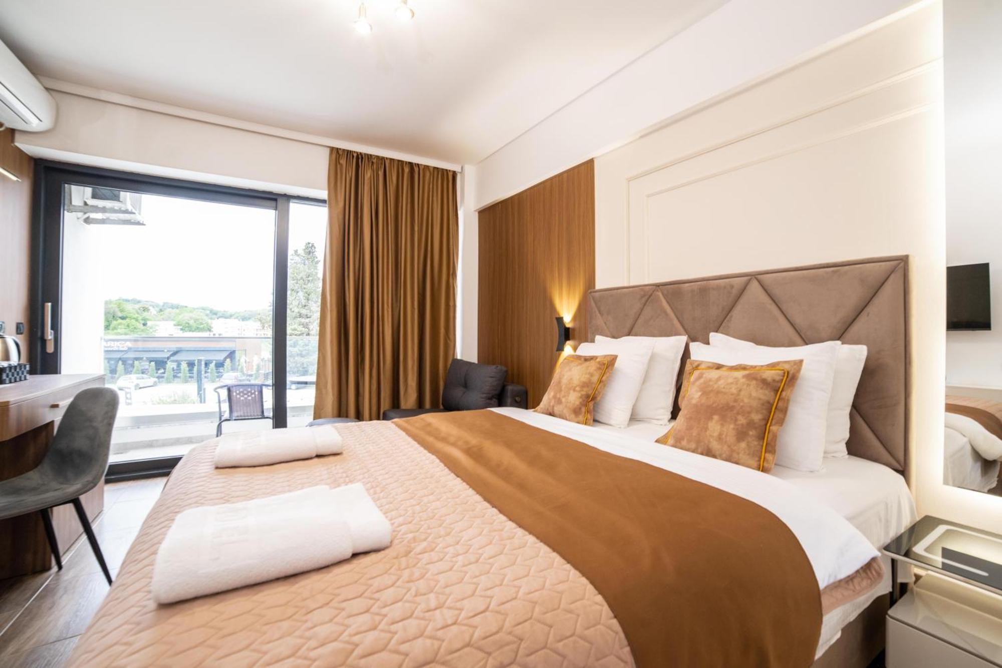 Hotel Lajka Luxury Улцинь Экстерьер фото